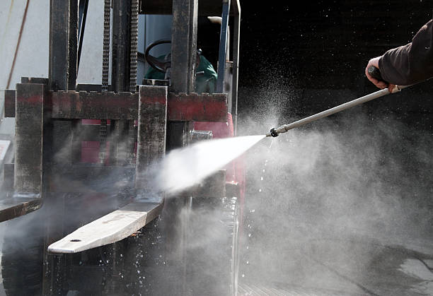 Why Choose Our Certified Pressure Washing Experts for Your Project Needs in Borrego Springs, CA?